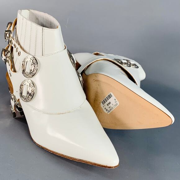 TOGA PULLA Size 8.5 White Silver Leather Pull On Western Harness Boots - Picture 5 of 10